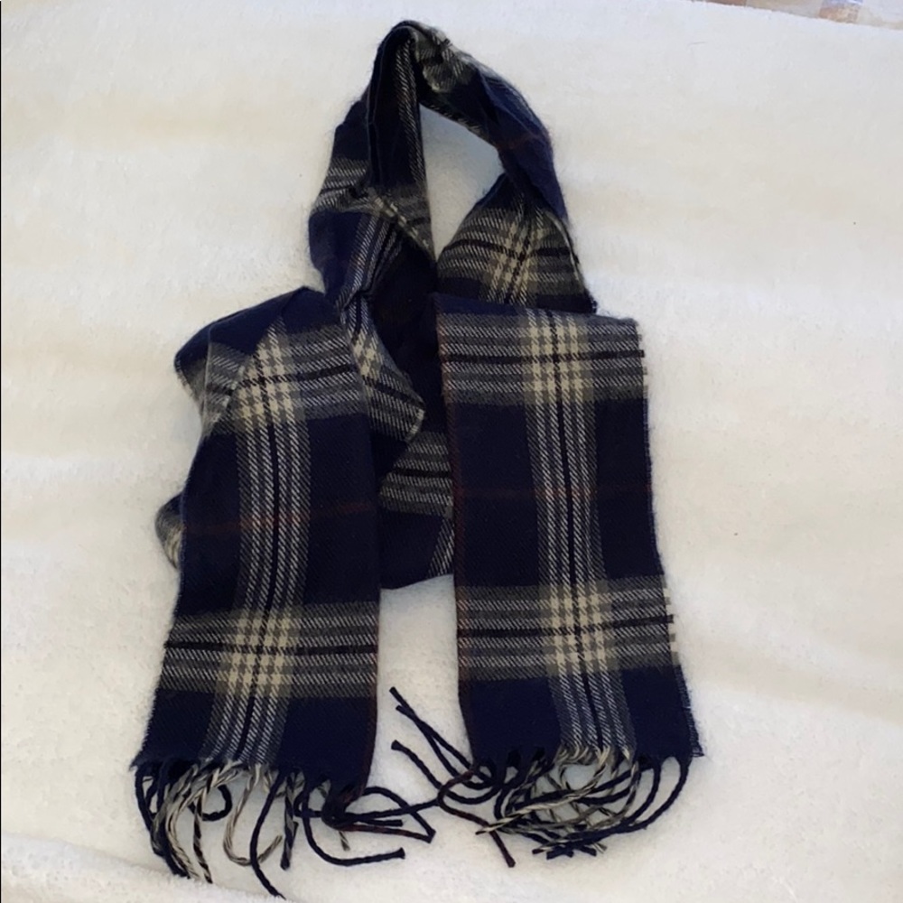 Plaid scarf